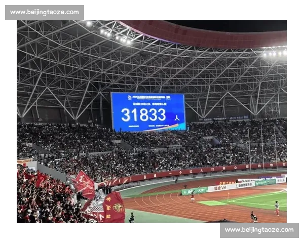 盐城主场 2-0 力克镇江!31833 名球迷见证苏超榜首之争 盐城主场 2-0 力克镇江!31833 名球迷见证苏超榜首之争