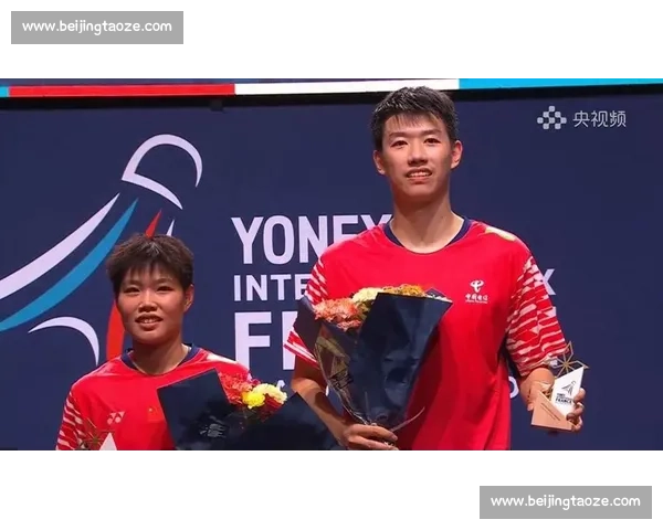 凤凰组合 27-25 鏖战卫冕!欧洲赛季 2 冠 1 亚收官 凤凰组合 27-25 鏖战卫冕!欧洲赛季 2 冠 1 亚收官