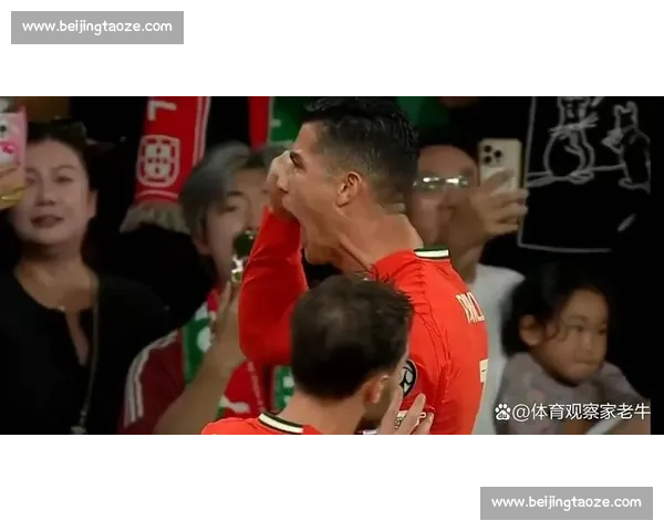 豪门夜双线狂飙:英格兰 8 连胜锁头名 C 罗破纪录葡萄牙 5 球狂胜 豪门夜双线狂飙:英格兰 8 连胜锁头名 C 罗破纪录葡萄牙 5 球狂胜